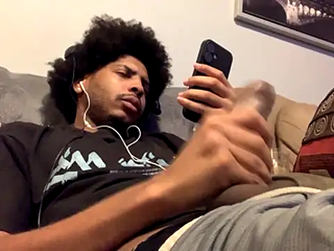 Snapshot of Insurance-03 chatting on October 25, 2025, 6:45 am Insurance-03 online show from October 25, 2025, 6:45 am