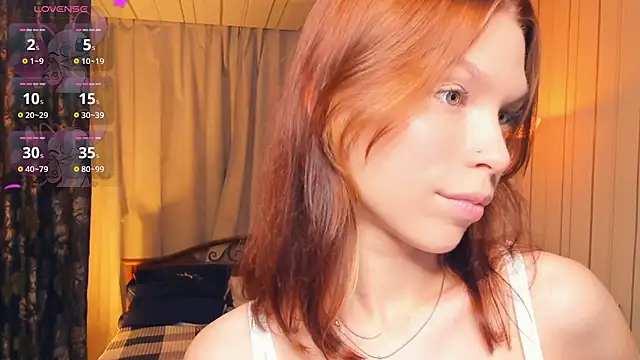 KyraConze online show from September 21, 2025, 8:25 pm