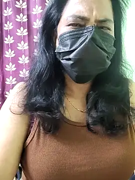 mallu-lover online show from March 28, 2026, 1:39 am