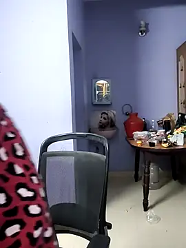 Snapshot of mallu-lover chatting on September 20, 2025, 12:37 am mallu-lover online show from September 20, 2025, 12:37 am