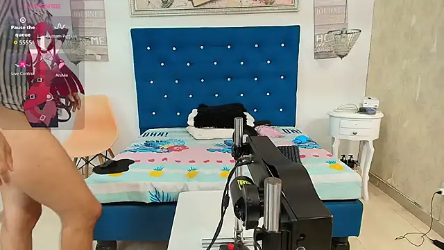 Snapshot of Miladiosa chatting on October 15, 2025, 12:02 pm Miladiosa online show from October 15, 2025, 12:02 pm