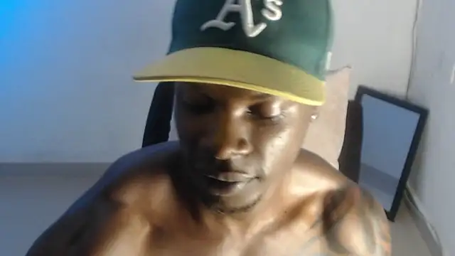 MrByronStallion online show from November 7, 2025, 10:09 am