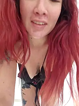 Snapshot of lunnaa_ chatting on March 1, 2026, 7:03 pm lunnaa online show from March 1, 2026, 7:03 pm