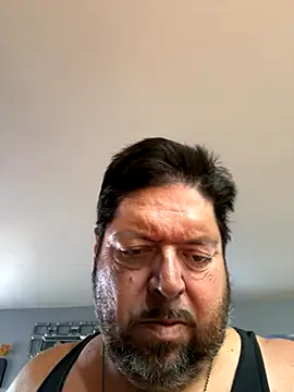 willama111970 online show from October 21, 2025, 4:06 pm