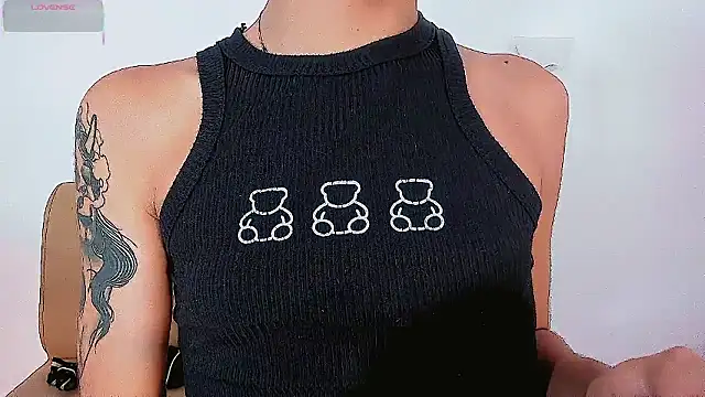 Snapshot of Prince_Lihan chatting on January 9, 2026, 6:37 pm Prince Lihan online show from January 9, 2026, 6:37 pm