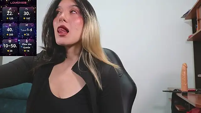 Snapshot of Sweetlolita chatting on October 21, 2025, 5:18 am Sweetlolita online show from October 21, 2025, 5:18 am