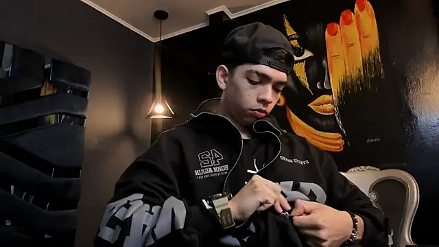 Snapshot of Eryonbradley chatting on October 18, 2025, 11:23 am Eryonbradley online show from October 18, 2025, 11:23 am