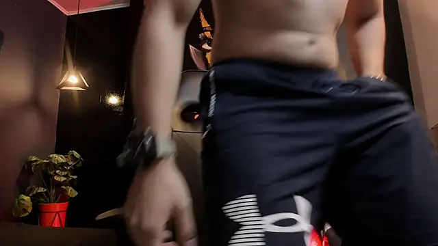 Snapshot of Eryonbradley chatting on October 21, 2025, 11:31 am Eryonbradley online show from October 21, 2025, 11:31 am