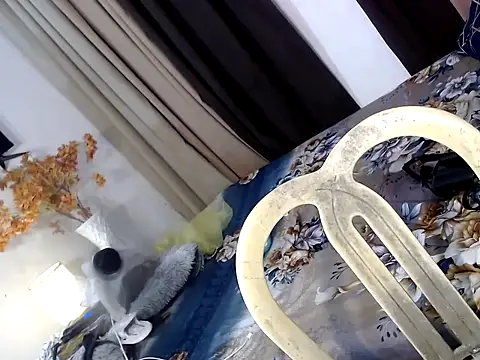 Snapshot of bhad_karina chatting on November 14, 2025, 6:33 pm bhad karina online show from November 14, 2025, 6:33 pm