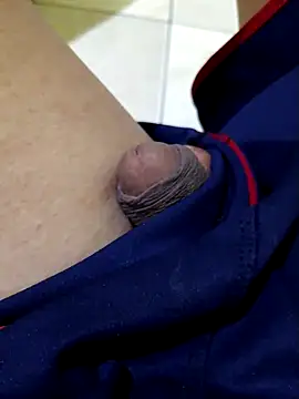 JoaoPedro17cm online show from September 10, 2025, 3:27 am