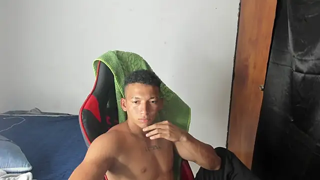 JuanchiT66 online show from March 15, 2026, 3:35 am