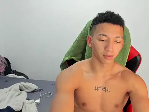 JuanchiT66 online show from January 15, 2026, 5:00 am