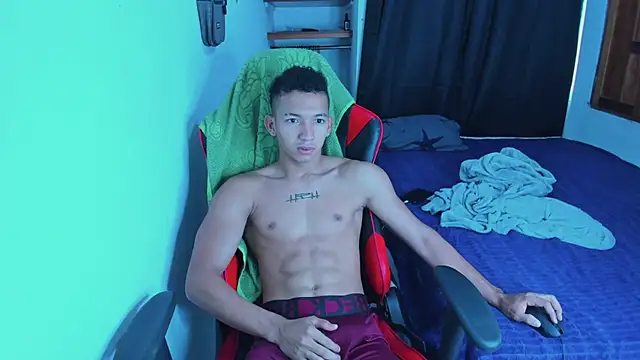 Snapshot of JuanchiT66 chatting on July 24, 2026, 2:57 pm JuanchiT66 online show from July 24, 2026, 2:57 pm