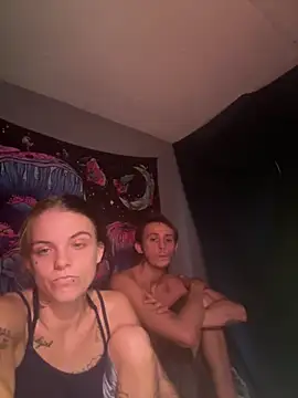 StoneyCam online show from September 23, 2025, 9:55 pm