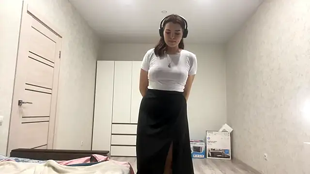 PUP PUP Sea online show from September 8, 2025, 3:44 pm