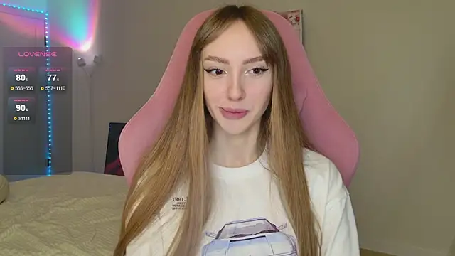 Lunainnk online show from September 15, 2025, 1:17 am