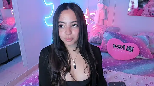 Lara Rouss  online show from September 20, 2025, 4:17 am