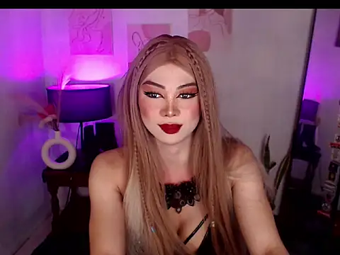 Hugecock shantall online show from October 5, 2025, 4:20 pm