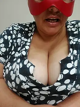 Snapshot of evli_ateslicift chatting on October 7, 2025, 12:06 pm evli ateslicift online show from October 7, 2025, 12:06 pm