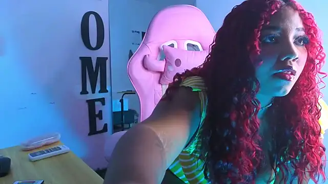 Snapshot of Catherine_Smith_ chatting on September 29, 2025, 11:38 am Catherine Smith  online show from September 29, 2025, 11:38 am