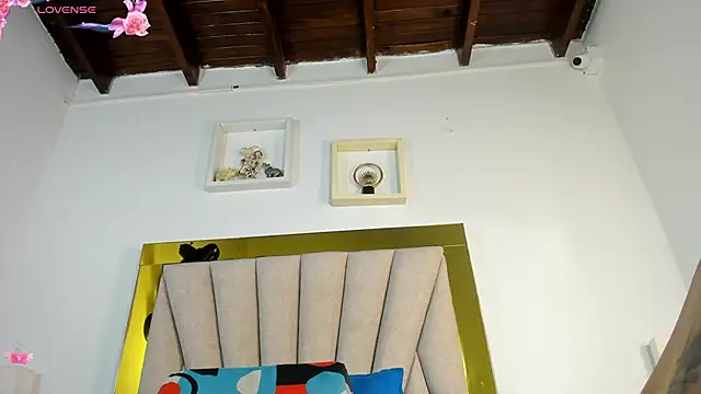 Snapshot of dakota_stream chatting on October 28, 2025, 12:04 pm dakota stream online show from October 28, 2025, 12:04 pm