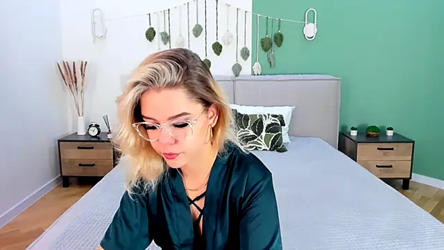 PrincessSlay online show from September 16, 2025, 5:19 am