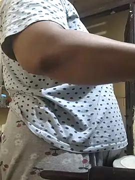 Snapshot of Ankitabhabhihot chatting on October 22, 2025, 6:13 am Ankitabhabhihot online show from October 22, 2025, 6:13 am