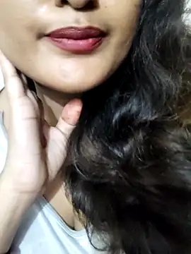 Snapshot of Cute_pinkii chatting on October 21, 2025, 8:19 pm Cute pinkii online show from October 21, 2025, 8:19 pm