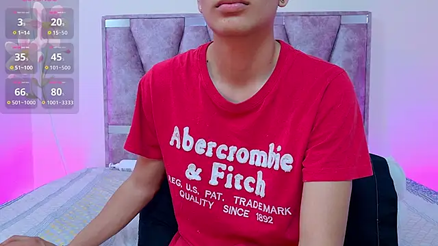 lana and liam  online show from September 30, 2025, 10:21 am