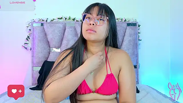 lana and liam  online show from March 27, 2026, 11:22 am