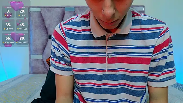 lana and liam  online show from September 19, 2025, 10:19 am