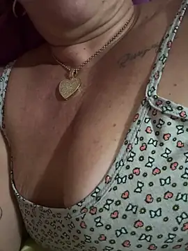 MaluLemos online show from September 26, 2025, 6:15 pm