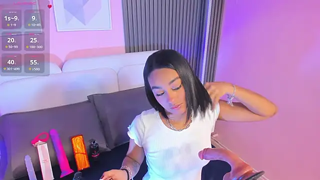 Snapshot of Clawdeen__wolf chatting on February 14, 2026, 7:36 pm Clawdeen wolf online show from February 14, 2026, 7:36 pm