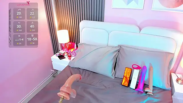 Clawdeen  wolf online show from November 2, 2025, 6:13 pm