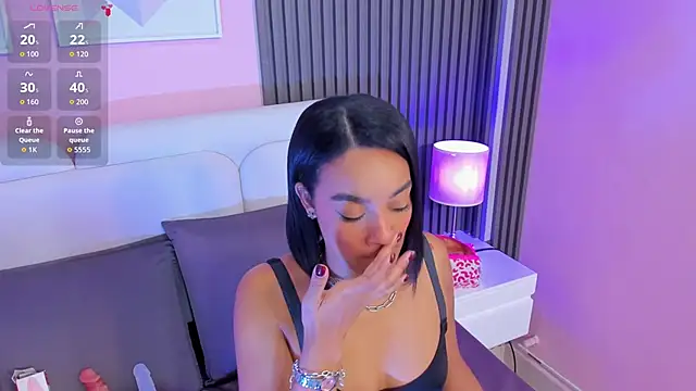 Snapshot of Clawdeen__wolf chatting on March 1, 2026, 3:50 am Clawdeen wolf online show from March 1, 2026, 3:50 am