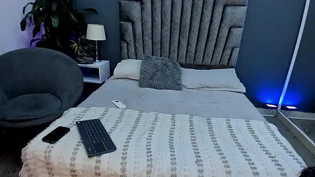 Snapshot of stephane_rouss chatting on October 29, 2025, 7:46 pm stephane rouss online show from October 29, 2025, 7:46 pm