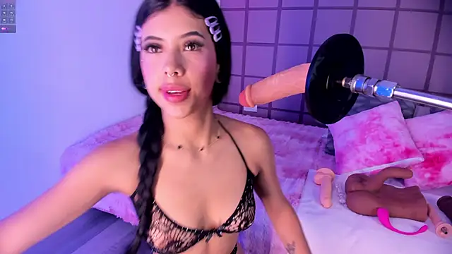 Brooke monroe online show from November 7, 2025, 4:33 pm