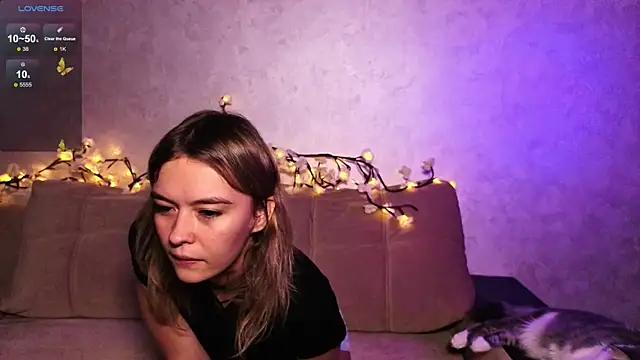 DemonaCast online show from September 26, 2025, 4:03 pm