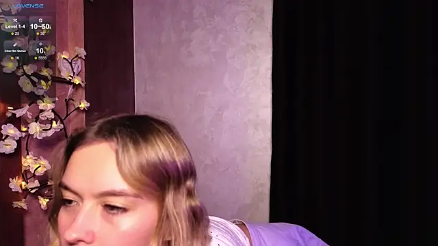 DemonaCast online show from September 30, 2025, 2:01 pm