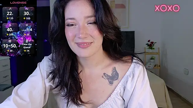 Eliih 01 online show from November 14, 2025, 2:59 am