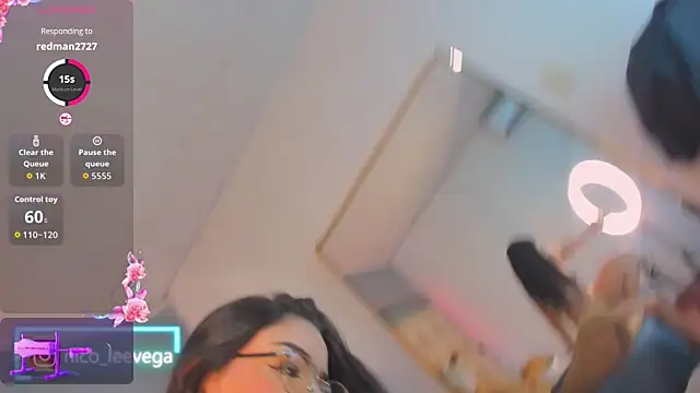nicoleevega  online show from September 15, 2025, 1:17 am