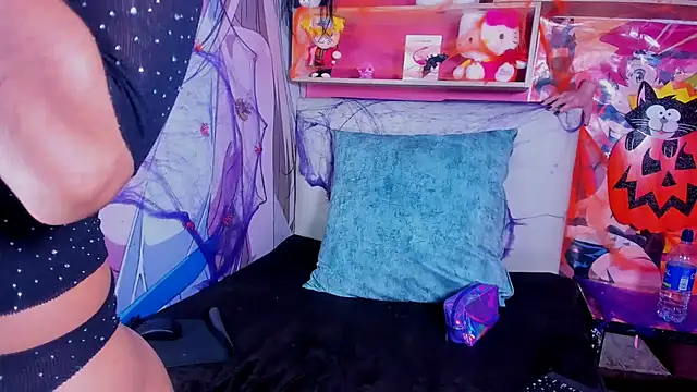 Snapshot of KathaMyer chatting on October 19, 2025, 5:05 pm KathaMyer online show from October 19, 2025, 5:05 pm