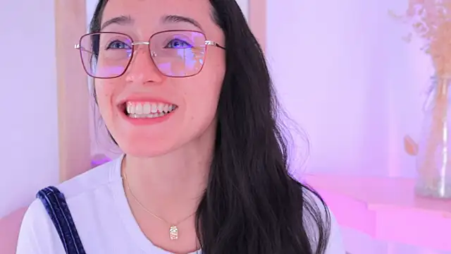 Ginevra esposito online show from October 9, 2025, 12:49 pm