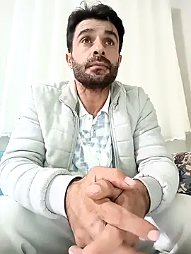 Snapshot of alex10alexx chatting on October 19, 2025, 3:15 pm alex10alexx online show from October 19, 2025, 3:15 pm