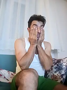 Snapshot of alex10alexx chatting on October 17, 2025, 9:05 pm alex10alexx online show from October 17, 2025, 9:05 pm