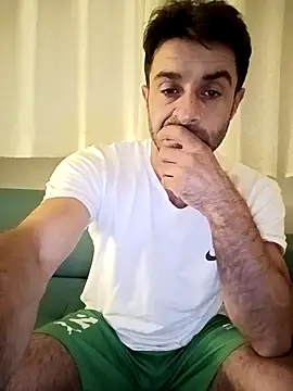 Snapshot of alex10alexx chatting on October 13, 2025, 12:45 am alex10alexx online show from October 13, 2025, 12:45 am