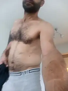 Snapshot of alex10alexx chatting on October 26, 2025, 11:43 am alex10alexx online show from October 26, 2025, 11:43 am