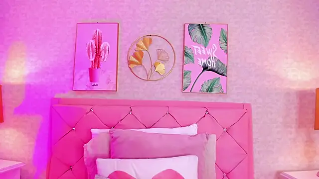 Snapshot of mystikdoll chatting on October 28, 2025, 12:04 pm mystikdoll online show from October 28, 2025, 12:04 pm