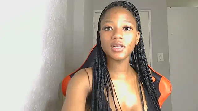 Snapshot of Ballenciaa chatting on October 29, 2025, 7:13 pm Ballenciaa online show from October 29, 2025, 7:13 pm