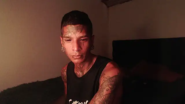 Snapshot of black_firex chatting on September 20, 2025, 7:52 pm black firex online show from September 20, 2025, 7:52 pm